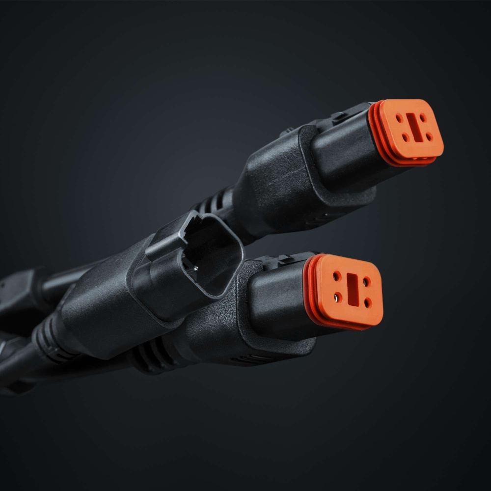 Strands Pro rozdzielacz DT, 4-pin na 2x 4-pin wtyczki