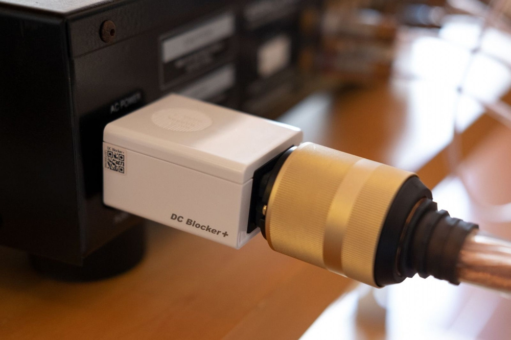 iFi Audio DC Blocker Plus, eliminator składowej stałej