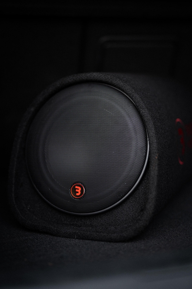 GAS GMV651BT z rurą basową Bass Habit i zestawem 6.5